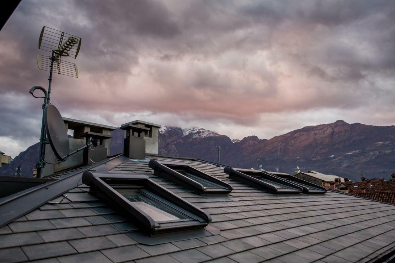 Lake Como Apartments Lecco Bagian luar foto
